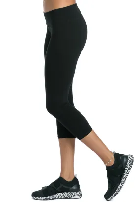 Flat Waist Capri Legging