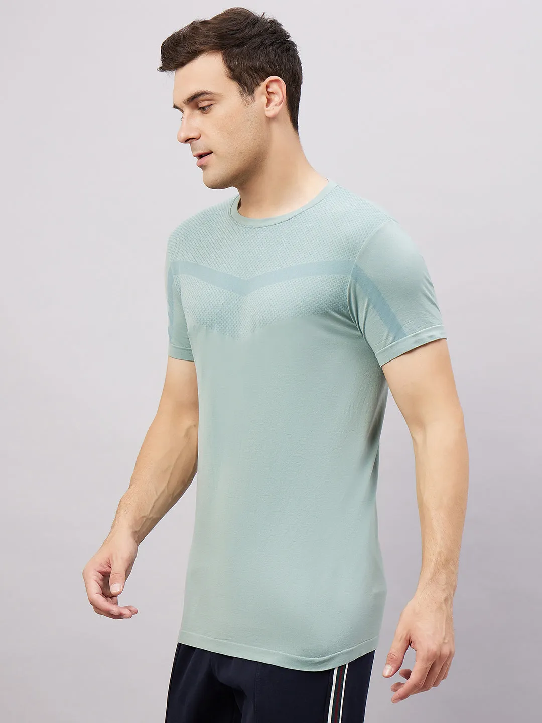 Men's Round Neck Half Sleeves Seamless T-Shirt - Lightgreen