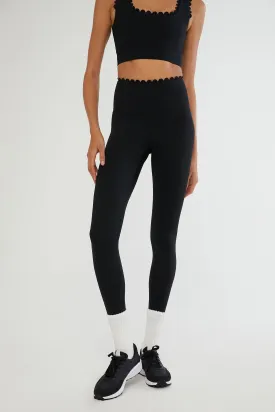 Scallop Legging