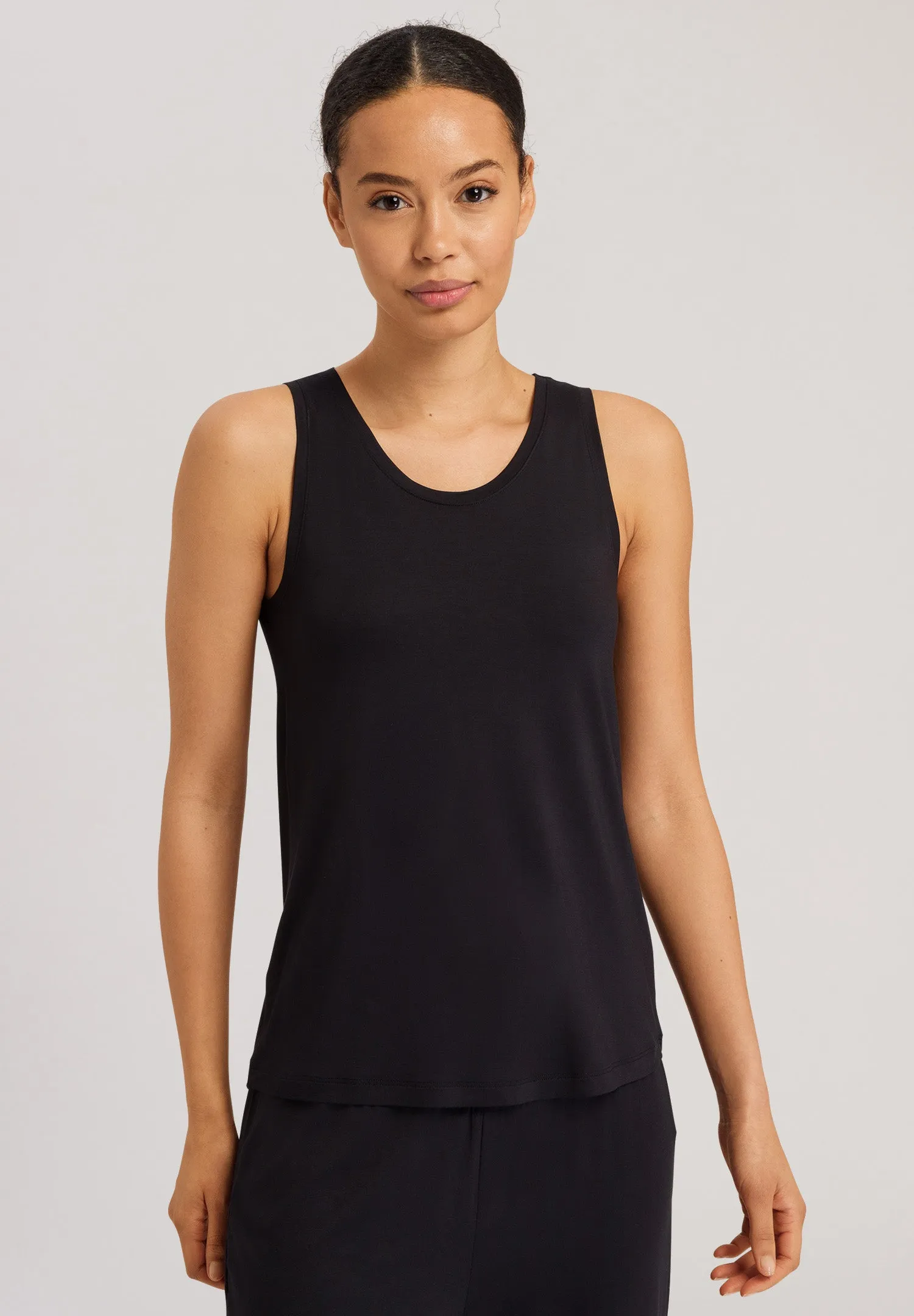 Yoga Relaxed Round Neck Tank Top | Black Beauty 78794-2199